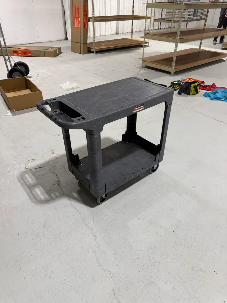 Heavy-duty pneumatic-tire utility cart assembled by FixCraft VP